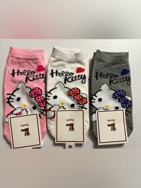 Hello Kitty Kids Socks-Pink, White, Gray NWT. 3 Pair Bundle Fits up to Adult 5/6
